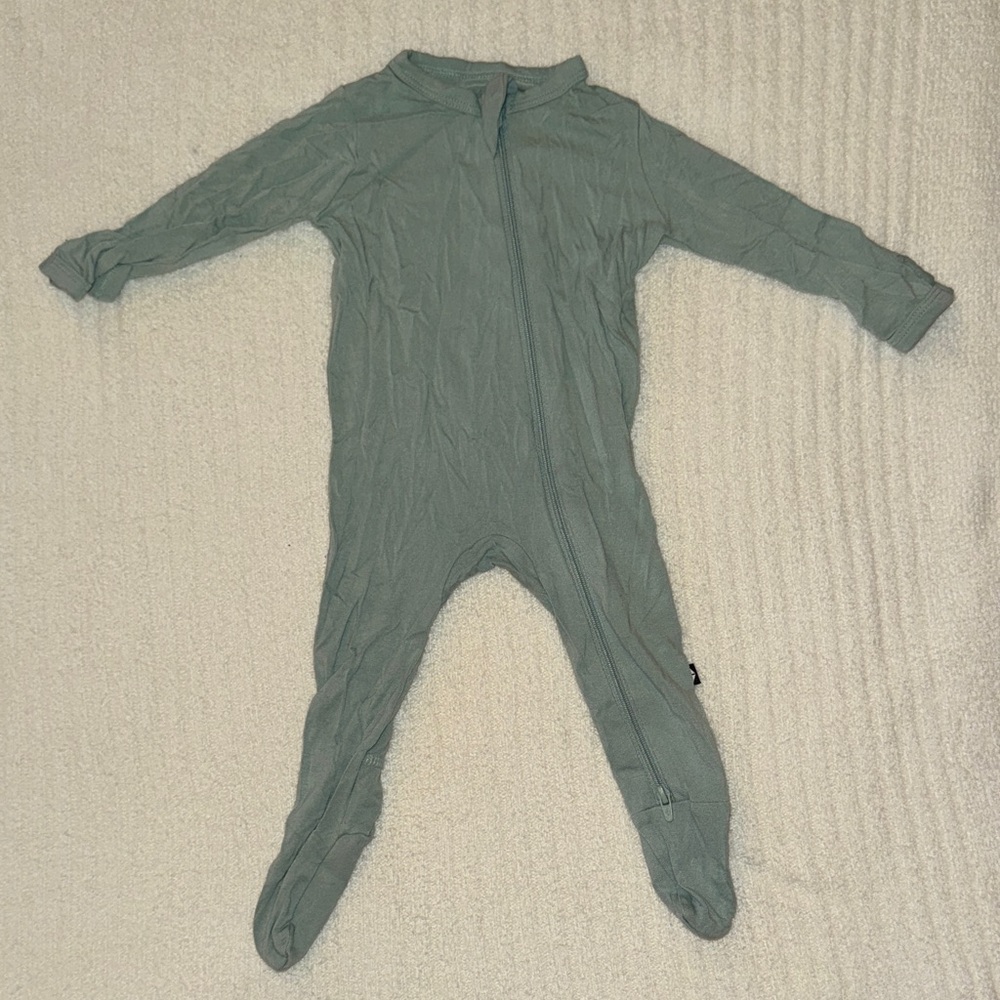 LIKE NEW - Kyte Baby Footie in Sage Green